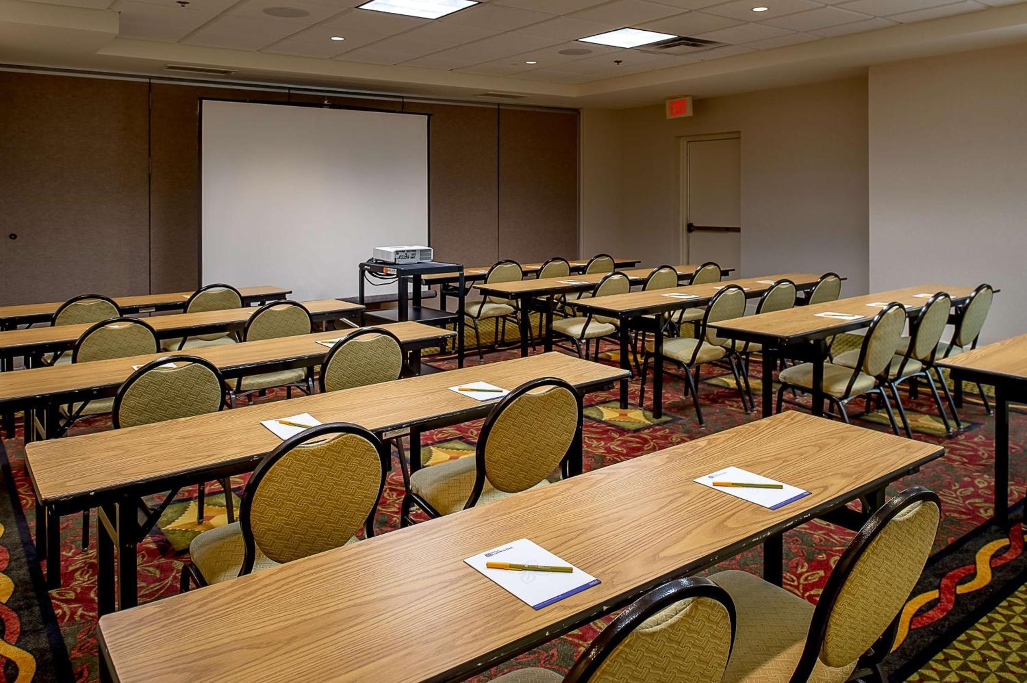 Hilton Garden Inn St. Louis/Chesterfield Exterior photo